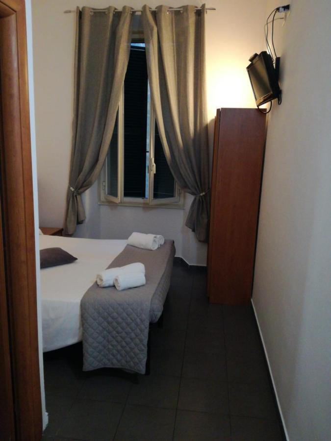 Roma Termini Tina Ya B&B מראה חיצוני תמונה