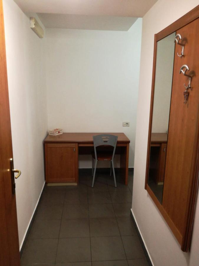 Roma Termini Tina Ya B&B מראה חיצוני תמונה