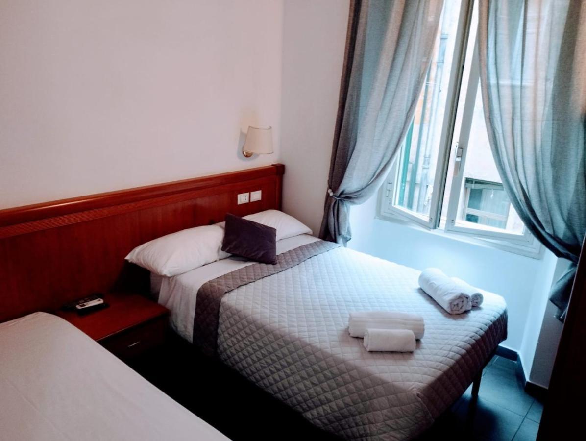 Roma Termini Tina Ya B&B מראה חיצוני תמונה